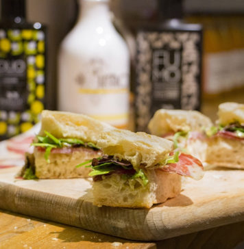 Il panino di ‘INO e l’olio all’aglio di MURAGLIA