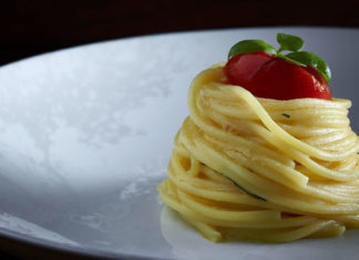 Lo Spaghetto al Pomodoro di Valentino Palmisano