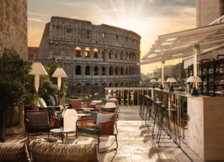 THE COURT. Il cocktail bar vista Colosseo