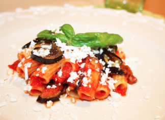 LE RICETTE VEGMED: Pasta alla Norma