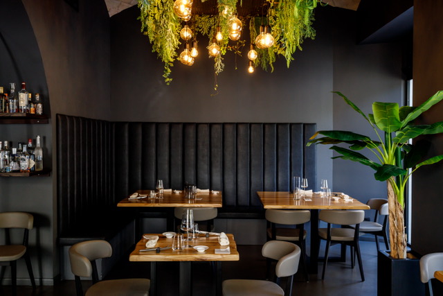 ACQUASANTA: il mare a Testaccio | Food Confidential