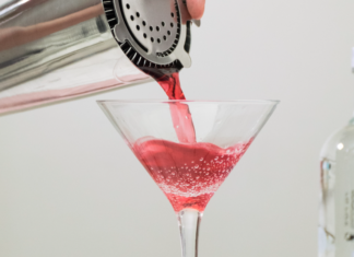 Arriva ROMA 4 ROMA: bartender romani uniti (dietro ad un bancone)