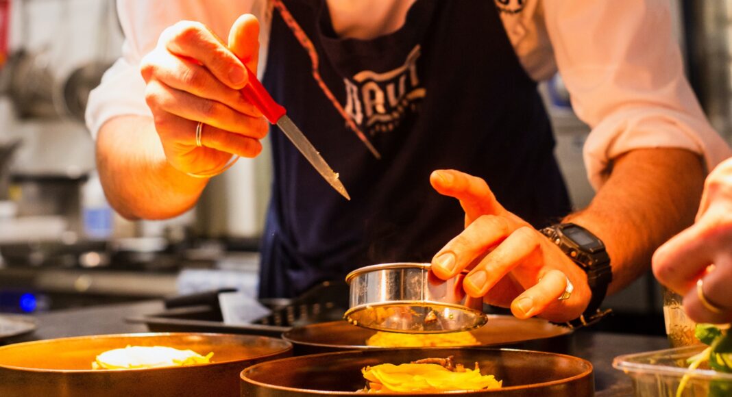 louis-hansel-v3OlBE6-fhU-unsplash