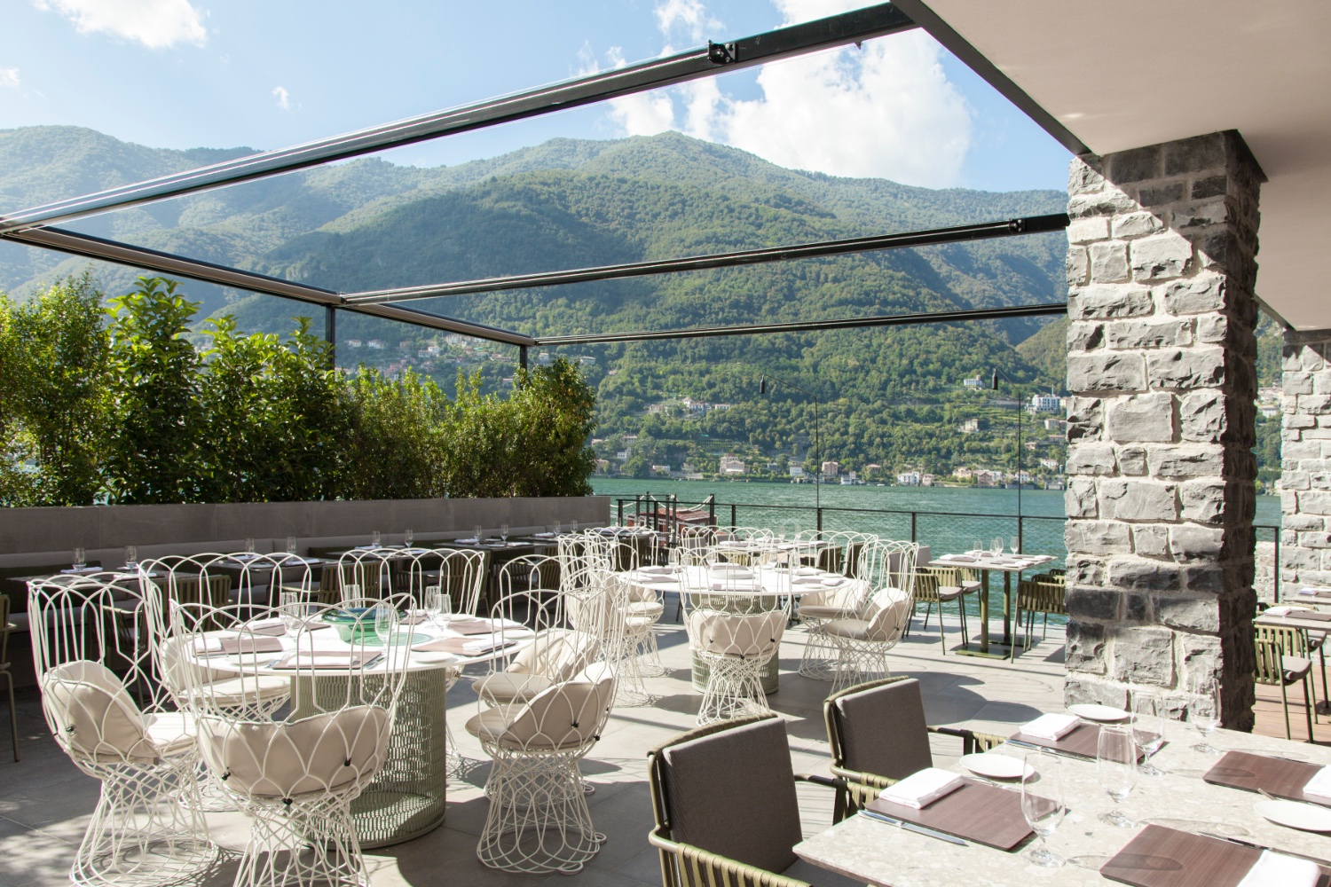 AL LAGO: il ristorante dell'hotel Il Sereno sul lago di Como riapre la ...