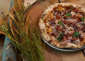 La pizza di montagna in centro a Milano: ecco la nuova pizzeria di DENIS LOVATEL