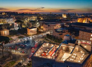 RHINOCEROS Le Restau & RoofBar: la grande bellezza nel cuore di Roma