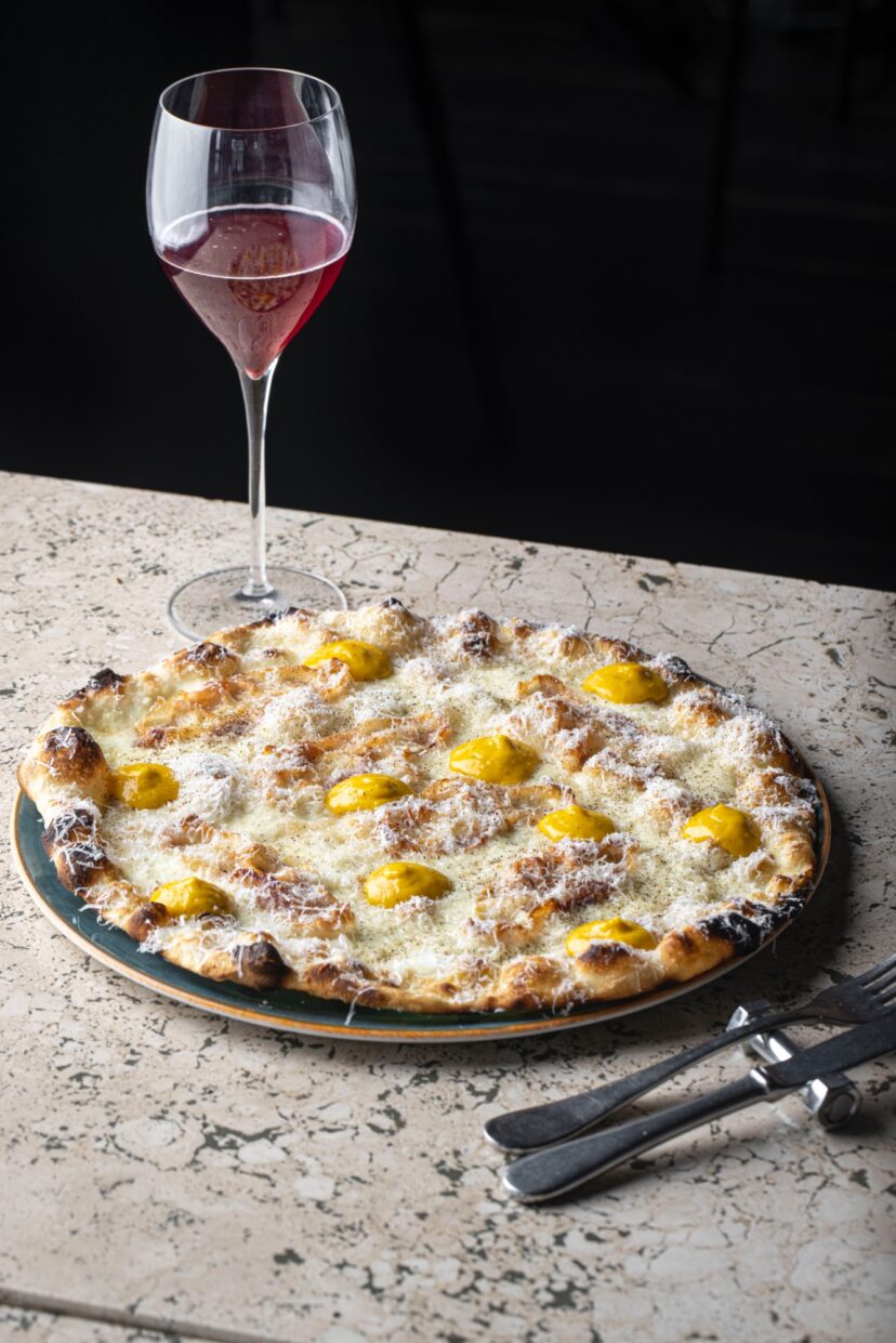 4.La-pizza-Carbonara-di-San-Martino-PizzaBolle