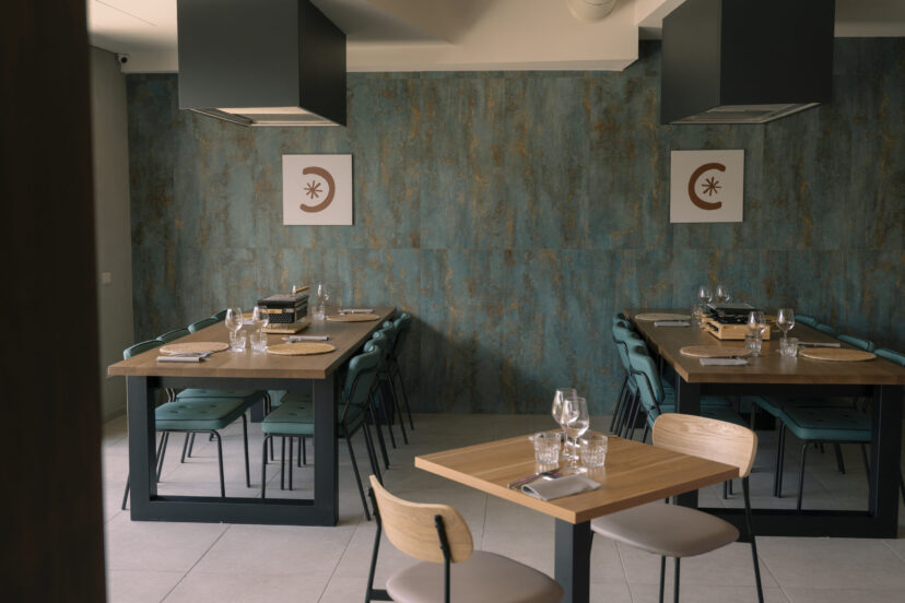 38. Cocta Risto Social Club sala social table