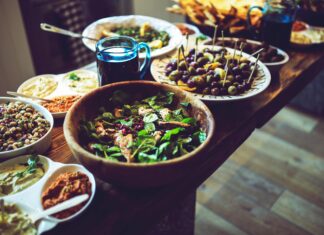 Lotta allo spreco nella ristorazione: la “DOGGY BAG” è legale?