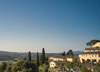 COMO Castello del Nero: un’estate in una dimora d’autore